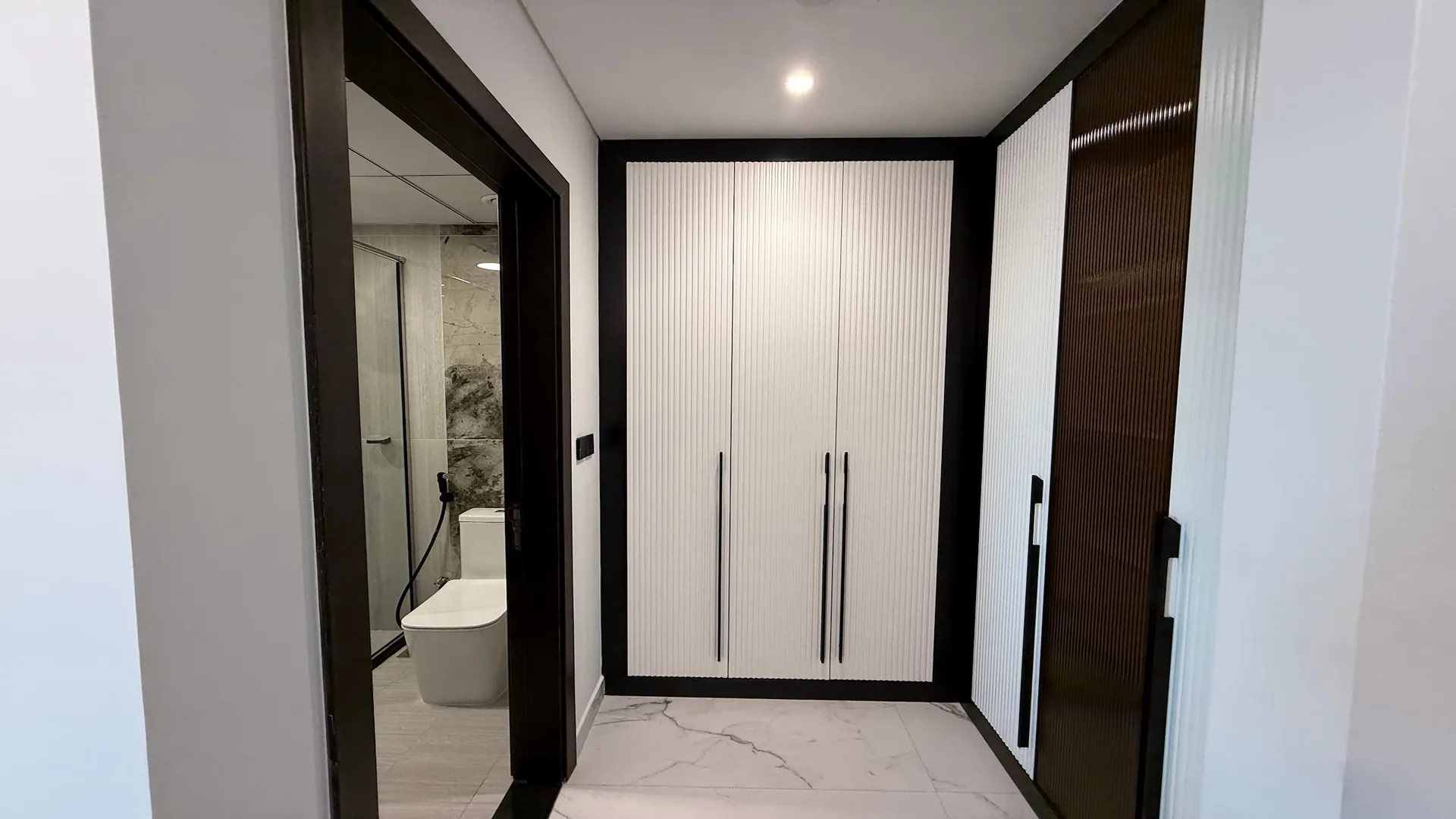 Walk-in Wardrobe