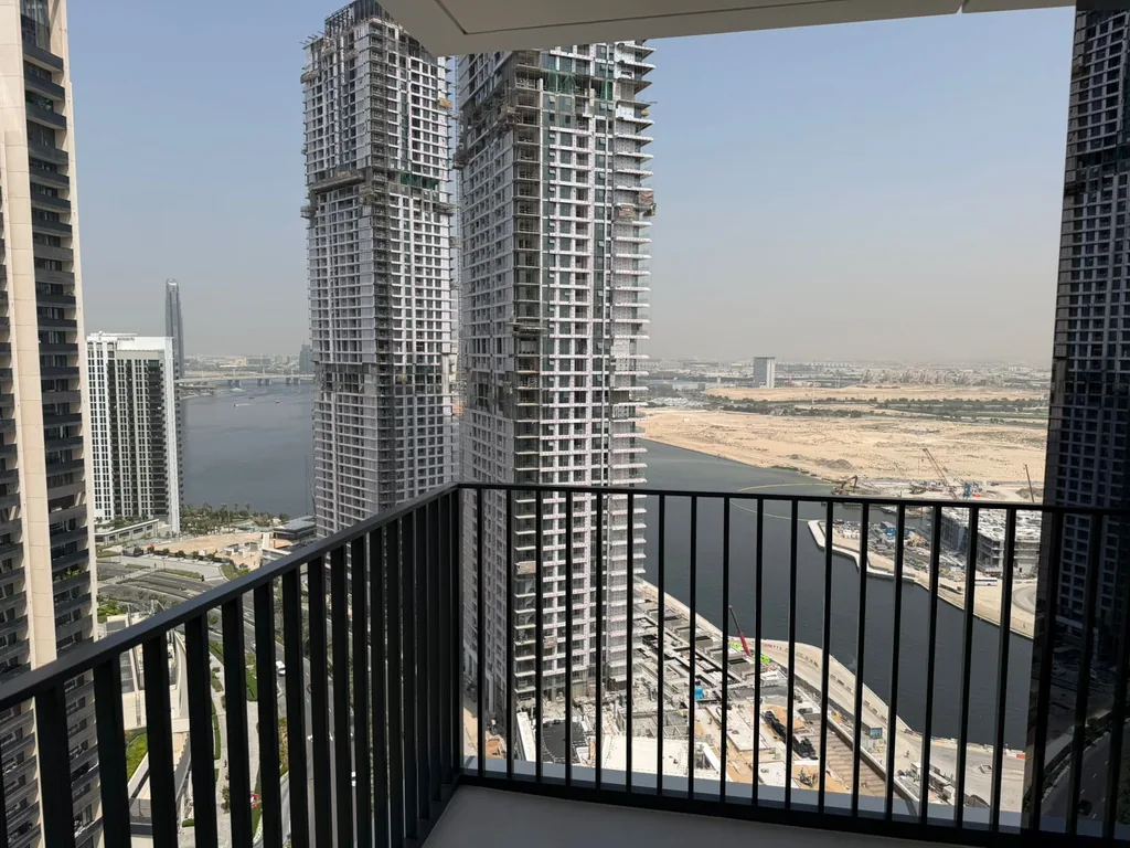Apartment for Sale in Creek Harbour · 2-bedroom · High Floor