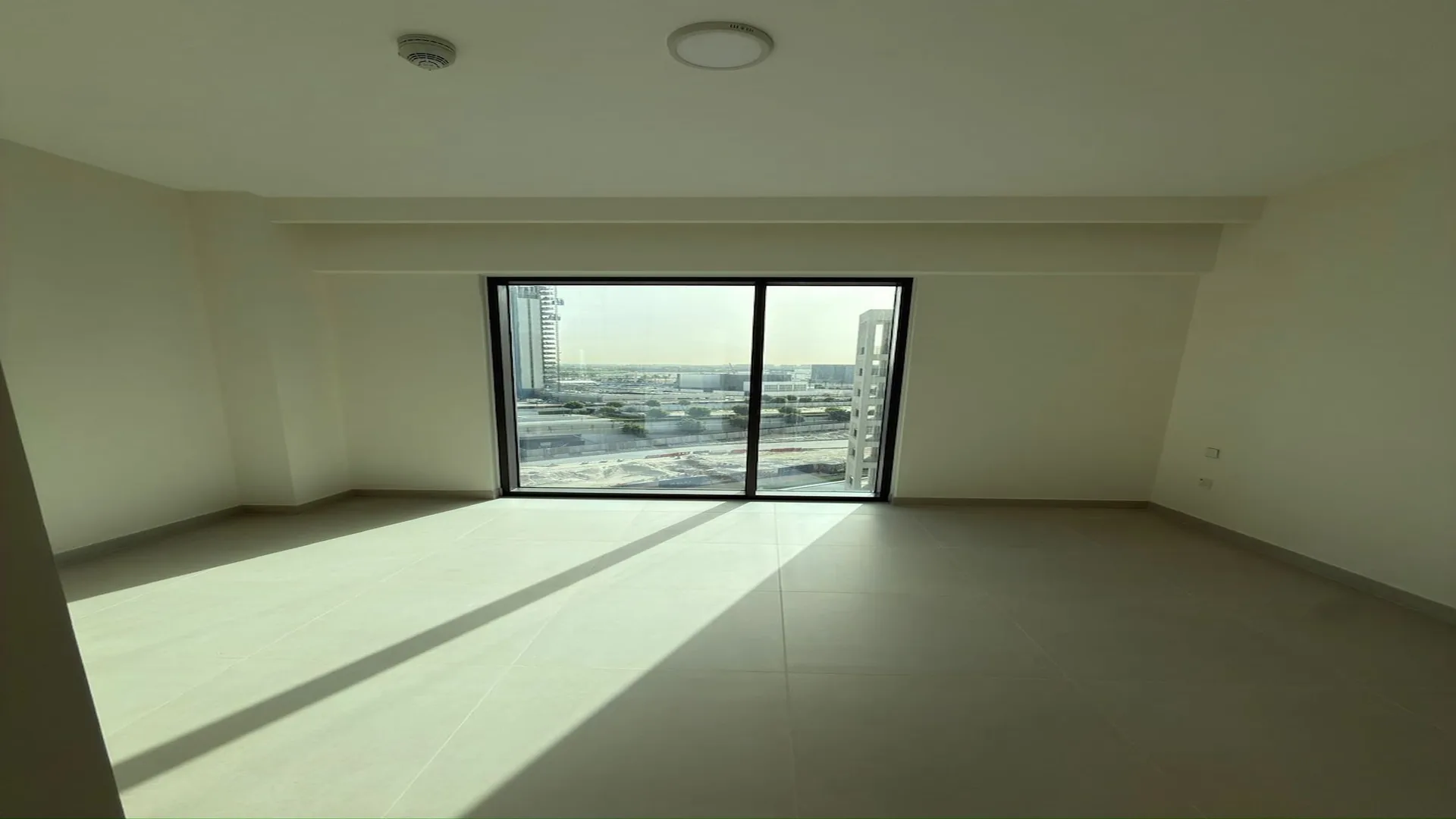 Creek Harbour · 2-bedroom · Corner Unit — photo 6