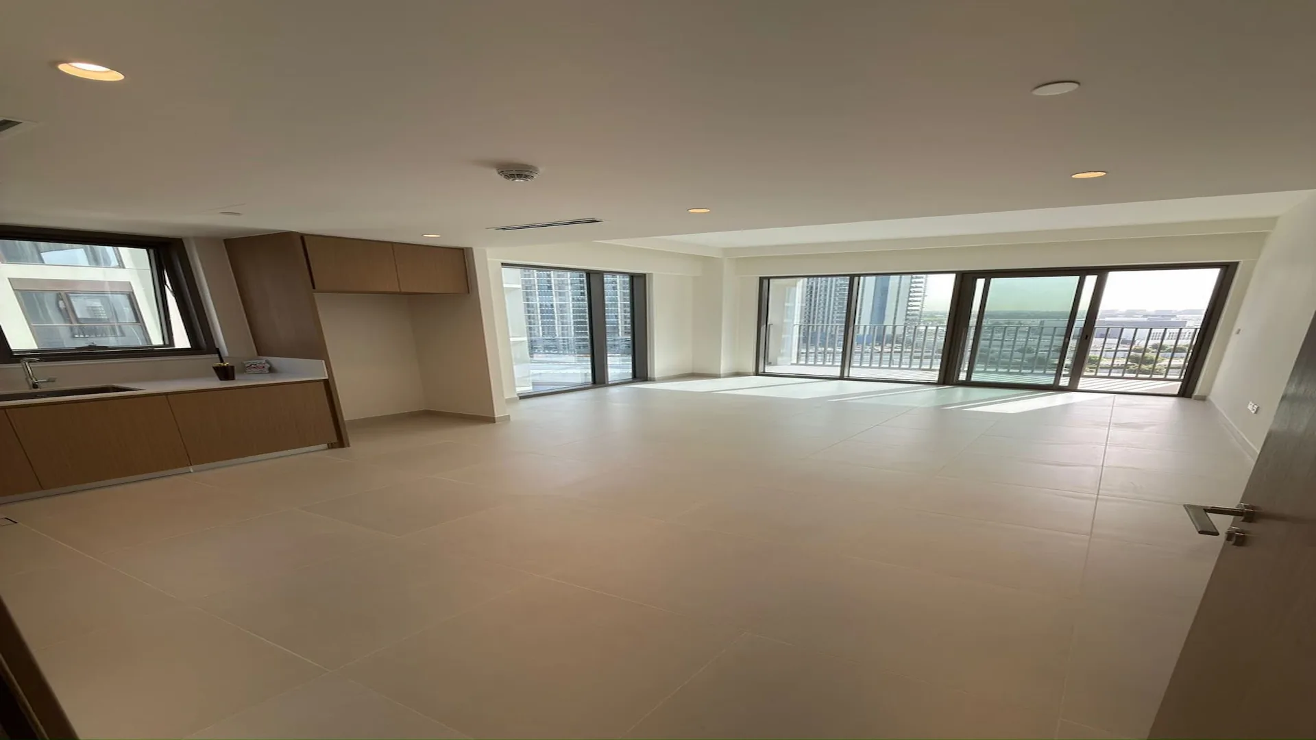 Creek Harbour · 2-bedroom · Corner Unit
