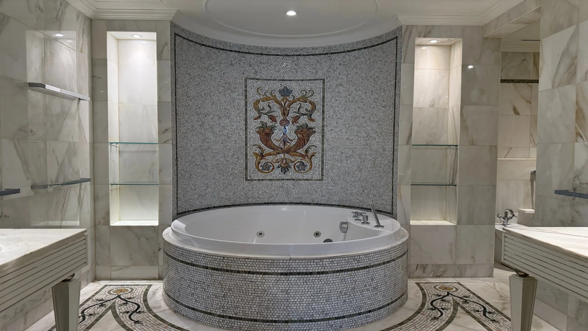 High End - Palazzo Versace 2 Bedroom — photo 7