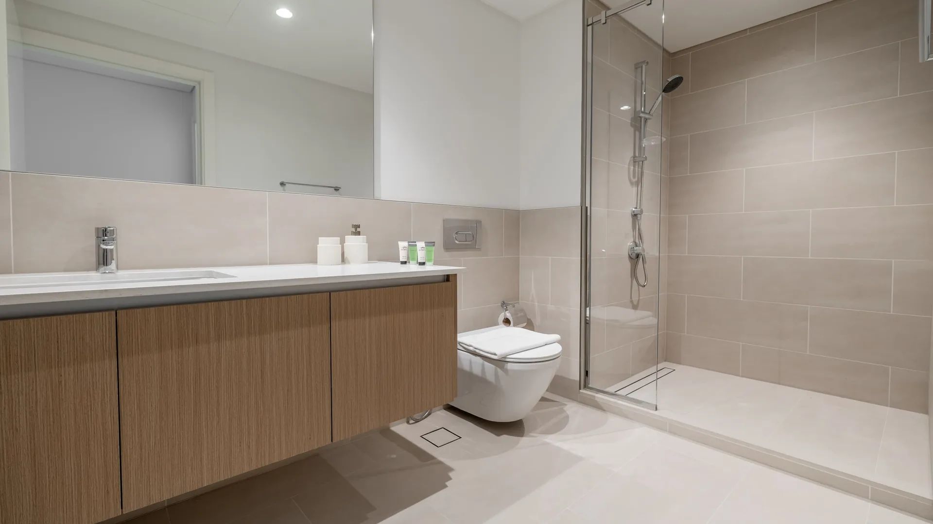 Grove · 2-bedroom apartment Canal View — photo 6