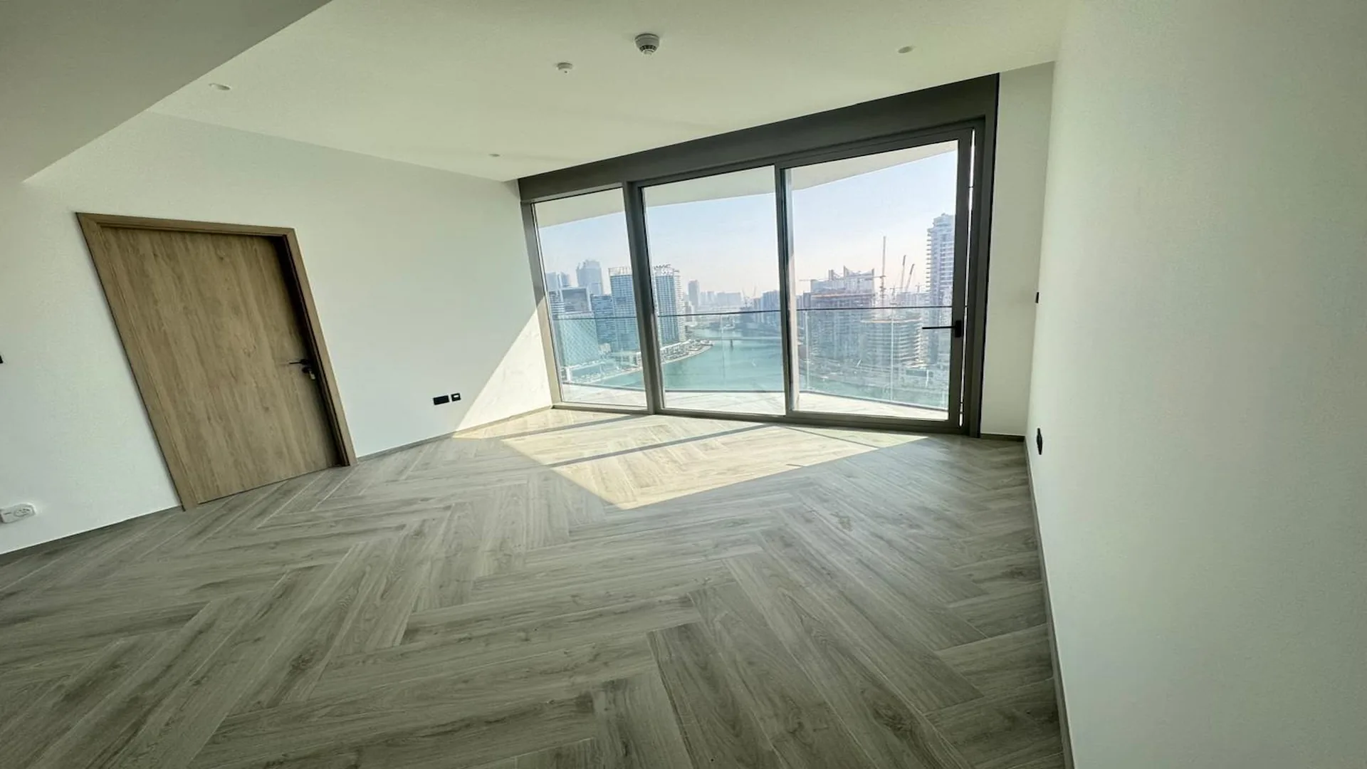 Apartment for Sale | Peninsula Three — photo 6