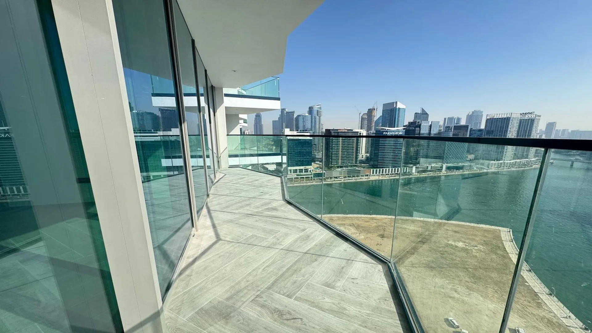Apartment for Sale | Peninsula Three